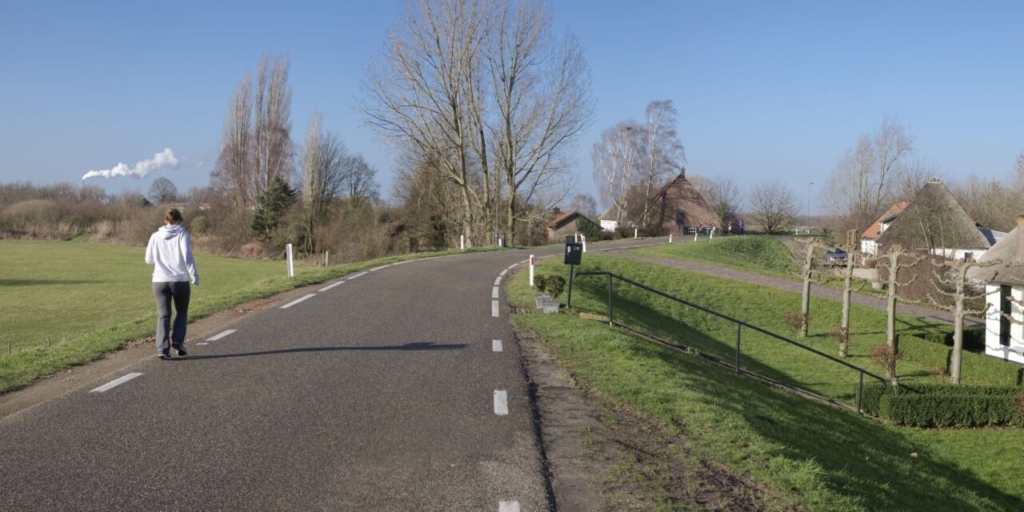 Link naar 8 Op De 10 Panelleden Vindt De Eigen Woonomgeving Geschikt Om In Te Bewegen